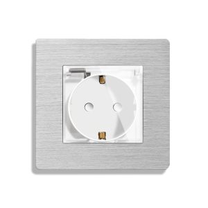 002-priza-simpla-cu-capac-de-protectie-luxion-rama-aluminiu-lx-1mp049a-w-alb