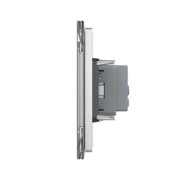 Priza tripla cu blank Livolo cu rama din sticla 6/7 module – standard Italian