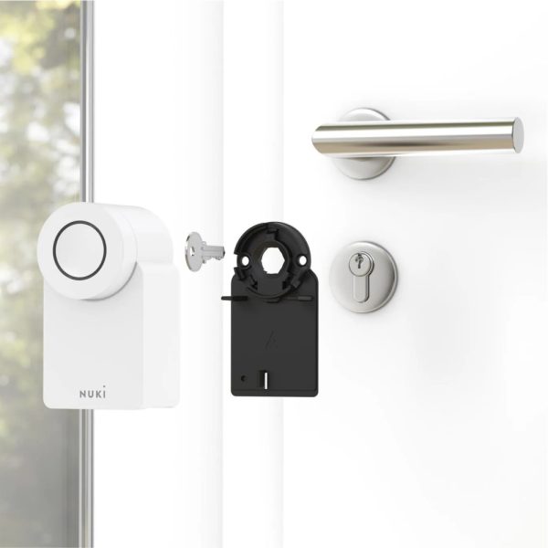 Incuietoare inteligenta Nuki Smart Lock 3.0, Wireless, Bluetooth 5.0, Control aplicatie, Raza detectie 10 m