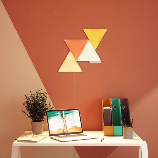 Kit 4 Panouri luminaose Nanoleaf Shapes Triangles, 16 Milioane culori, Iluminare LED RGBW, 320 Lumeni