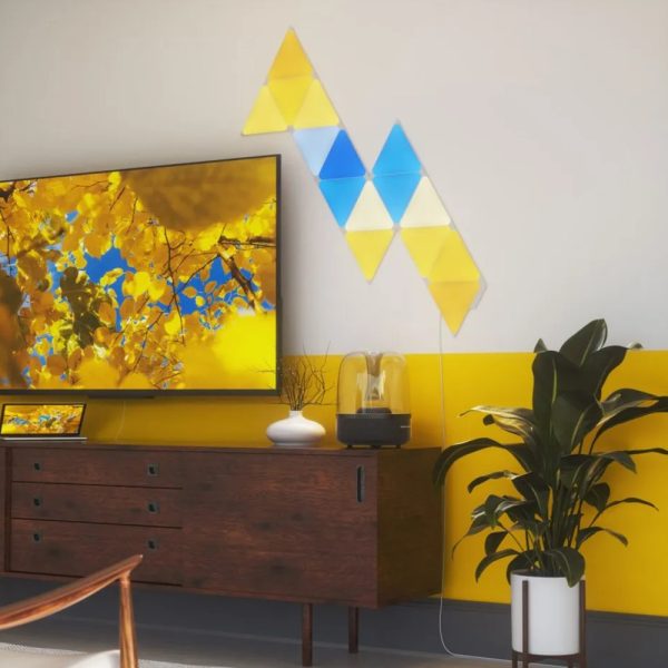 Kit 15 Panouri luminoase Nanoleaf Shapes Triangles, Iluminare LED RGBW, Senzor muzica, Cablu 2.5 m, Compatibil cu asistenti vocali