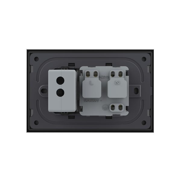 Priza simpla cu USB Livolo standard italian