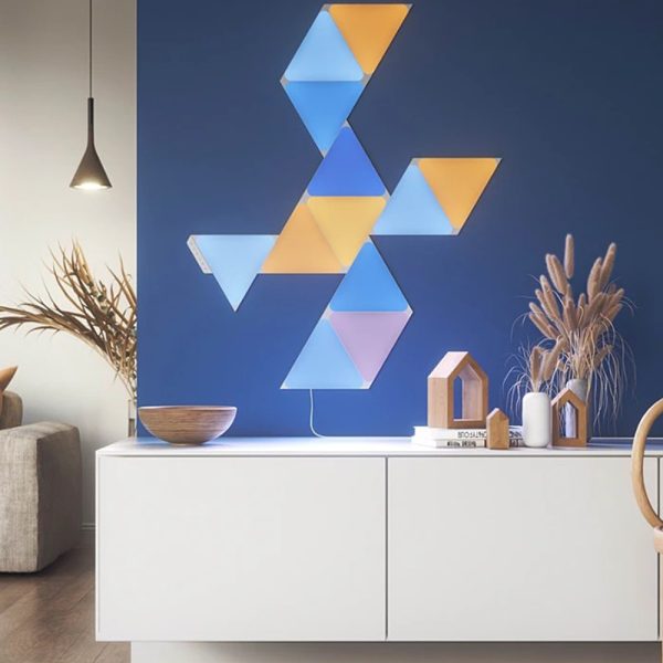 Kit 15 Panouri luminoase Nanoleaf Shapes Triangles, Iluminare LED RGBW, Senzor muzica, Cablu 2.5 m, Compatibil cu asistenti vocali