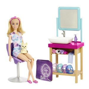 Papusa Barbie la salonul de spa