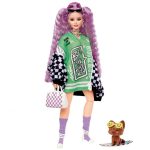 Papusa Barbie Extra cu jacheta