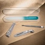 Tweezerman Ready To Celebrate Emerald Shimmer set pentru manichiură perfectă