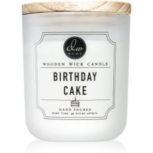 DW Home Signature Birthday Cake lumânare parfumată