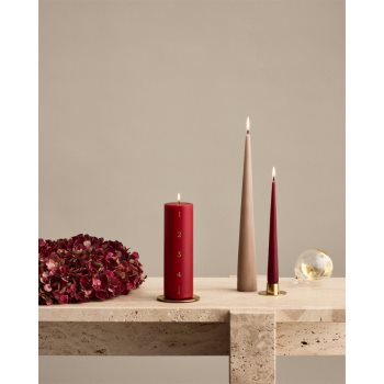 ester & erik advent winter berry lumanare