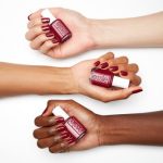 essie wrapped in luxury lac de unghii