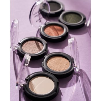 Essence Soft Touch fard ochi