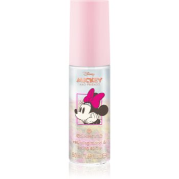 Essence Disney Mickey and Friends fixator make-up cu glicerina