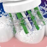 Oral B Cross Action CleanMaximiser capete de schimb pentru periuta de dinti