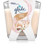 GLADE Romantic Vanilla Blossom lumânare parfumată