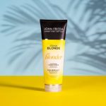 John Frieda Sheer Blonde Go Blonder balsam decolorant pentru par blond