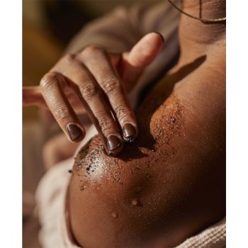 UpCircle Body Scrub Lemongrass exfoliant de corp, cu cafea in dus