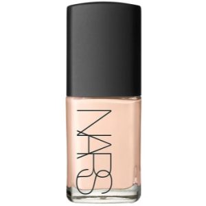 NARS Sheer Glow Foundation makeup radiant cu hidratare