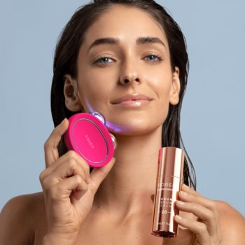 FOREO BEAR™ 2 dispozitiv de tonifiere cu microcurenți faciale