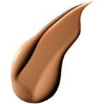 MAC Cosmetics Studio Radiance Face and Body Radiant Sheer Foundation machiaj cu acoperire ușoară pentru față și corp