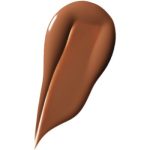MAC Cosmetics Studio Radiance Face and Body Radiant Sheer Foundation machiaj cu acoperire ușoară pentru față și corp