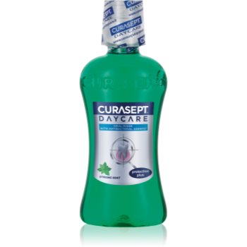 Curasept Daycare Strong Mint apa de gura pentru o protecție completă pentru dinți și respirație proaspătă