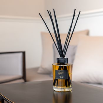 Teatro Fragranze Pura Ambra aroma difuzor cu rezervã (Pure Amber)