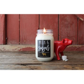 Milkhouse Candle Co. Farmhouse Milk & Sugar lumânare parfumată Mason Jar