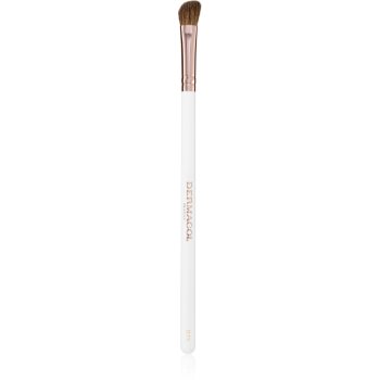 Dermacol Accessories Master Brush by PetraLovelyHair perie curbata pentru fardul de ochi