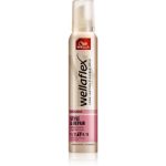 Wella Wellaflex Style & Repair spuma pentru un look natural