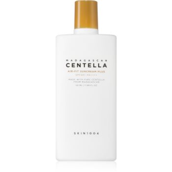 SKIN1004 Madagascar Centella Air-Fit Suncream Plus crema protectoare cu minerale pentru piele sensibilă SPF 50+