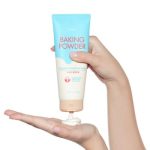 ETUDE Baking Powder spuma cremoasa pentru o curatare profunda cu efect exfoliant