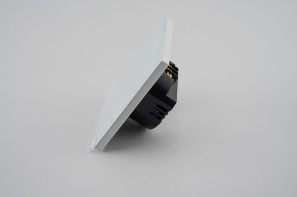 Intrerupator Triplu cu Touch din Sticla LUXION, 500W