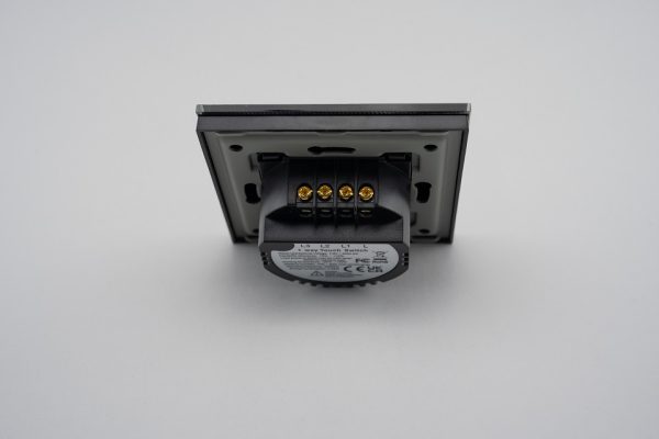 Intrerupator Triplu cu Touch din Sticla LUXION, 500W