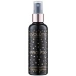 Makeup Revolution Pro Fix spray pentru fixare și strălucire