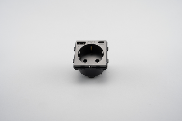 Modul Priza Simpla + USB-A + USB-C LUXION