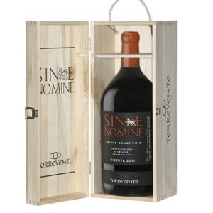 Torrevento Sine Nomine Salice Salentino Negroamaro & Malvasia Nera Riserva DOC Magnum Cutie Lemn - Vin Rosu Sec - Italia - 1.5L